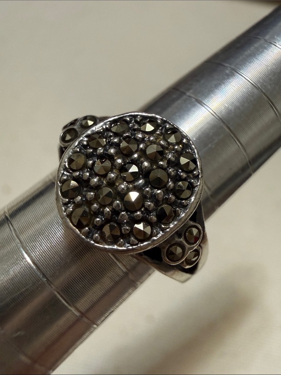 925 Sterling Silver Jewelry - Sterling Silver 925 Marcasite Round Cluster Ring size 4.5